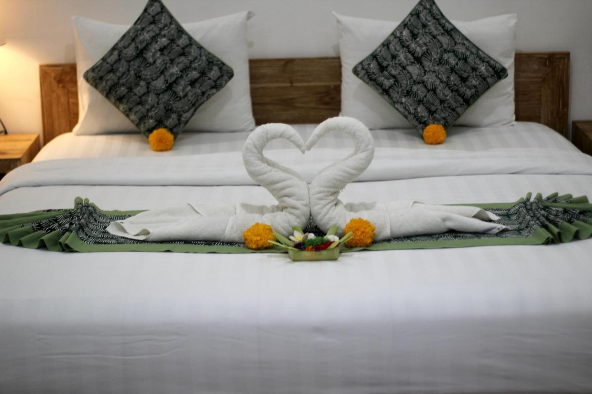Hanaka Riverside Ubud Экстерьер фото