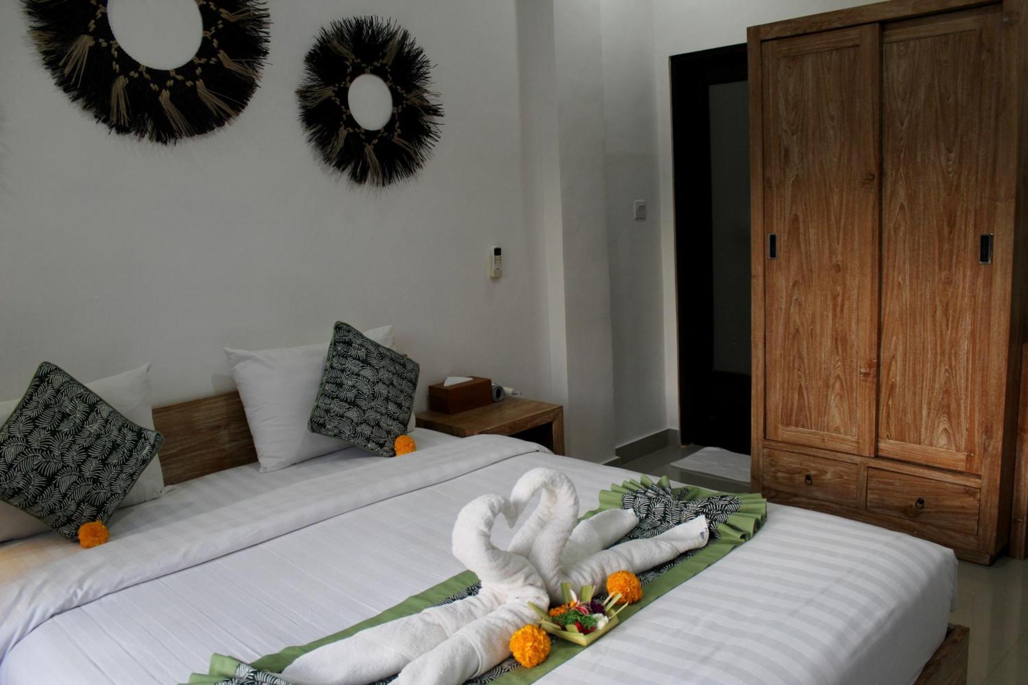 Hanaka Riverside Ubud Экстерьер фото