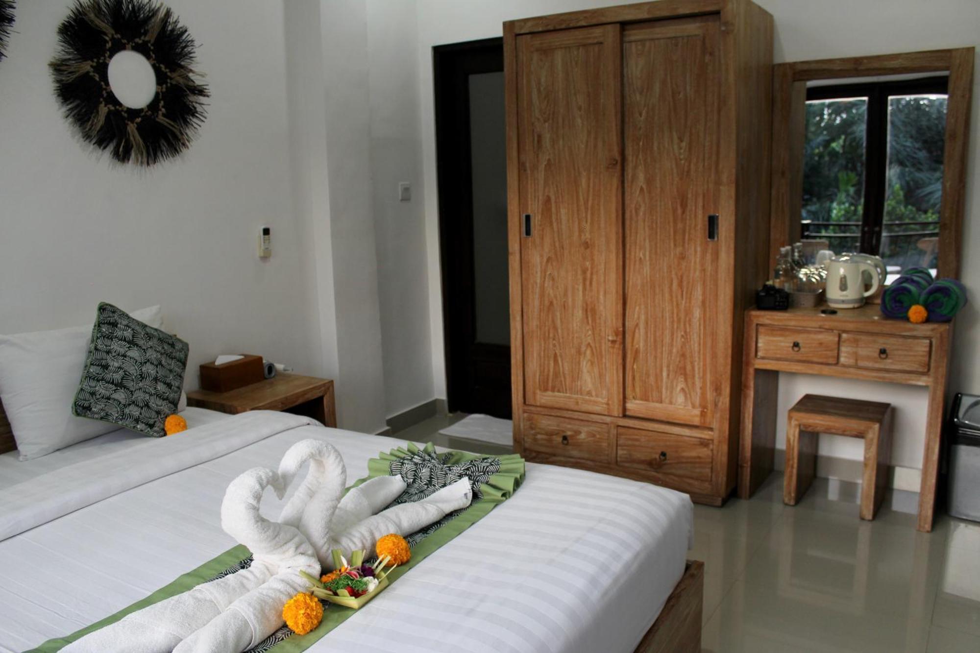 Hanaka Riverside Ubud Экстерьер фото