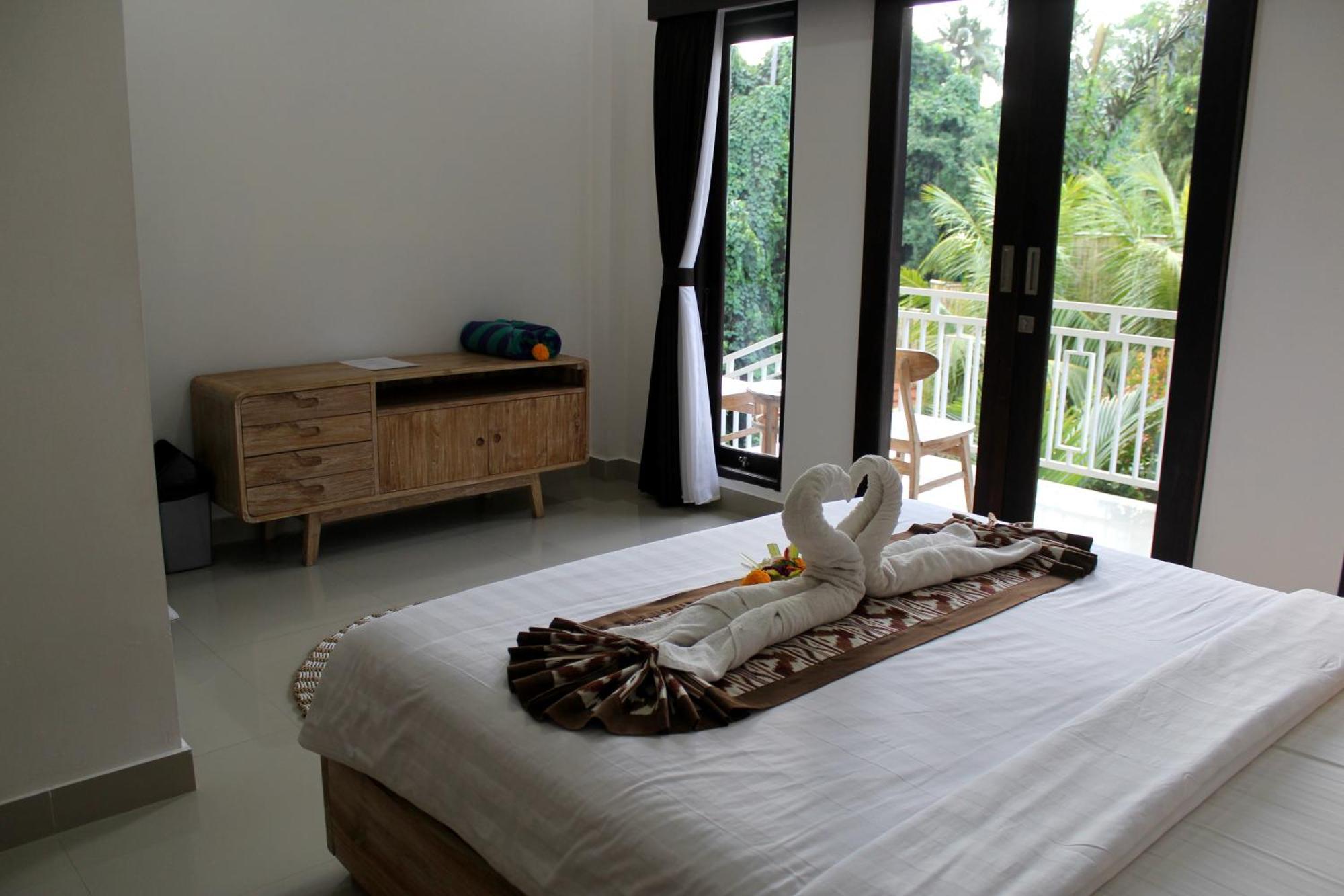Hanaka Riverside Ubud Экстерьер фото
