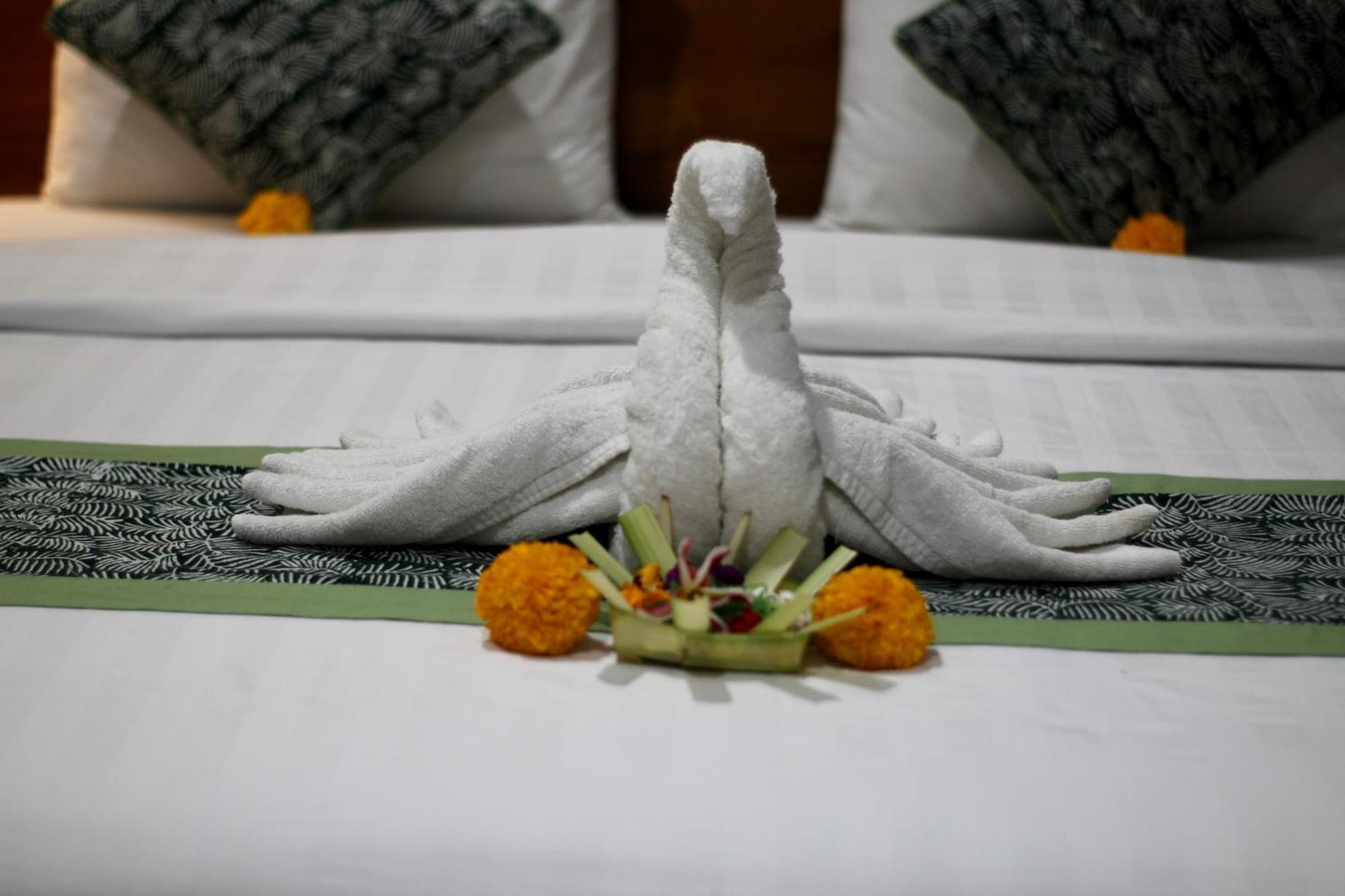 Hanaka Riverside Ubud Экстерьер фото