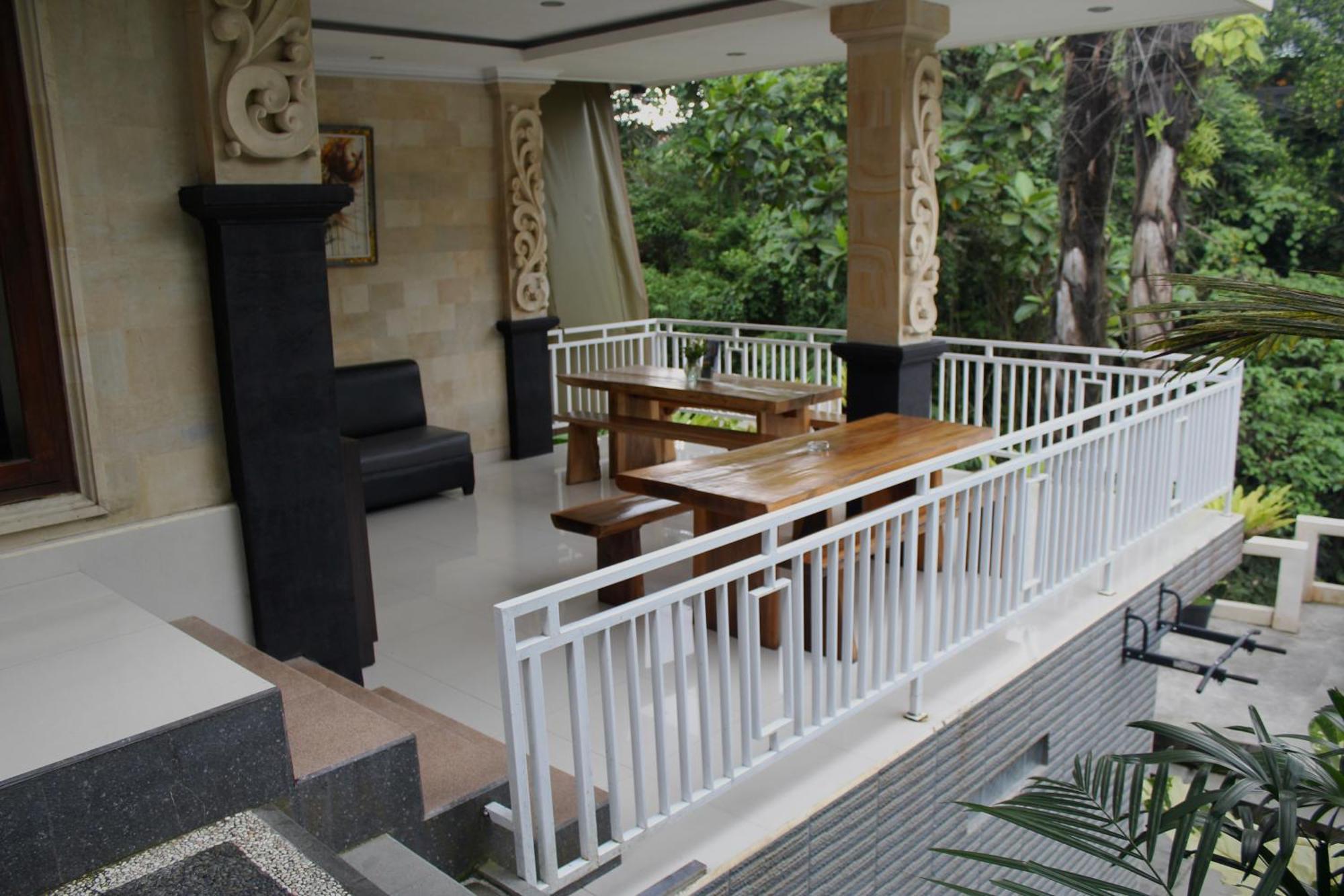 Hanaka Riverside Ubud Экстерьер фото